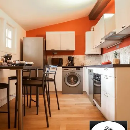 Studio Avec Wifi A En Velay Apartmán Le Puy-en-Velay